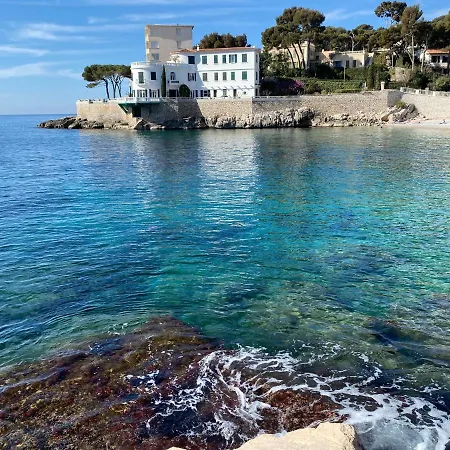 Studio Cassis Calme Et Vue De Reve Idealement Place ! アパート カシ